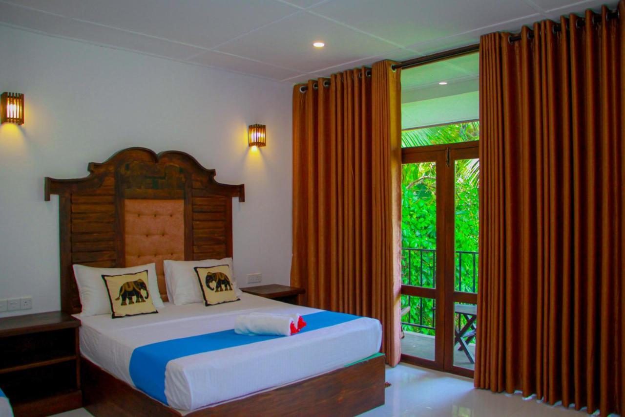Manike Lodge Habarana Kültér fotó