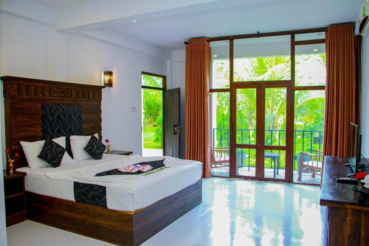 Manike Lodge Habarana Kültér fotó